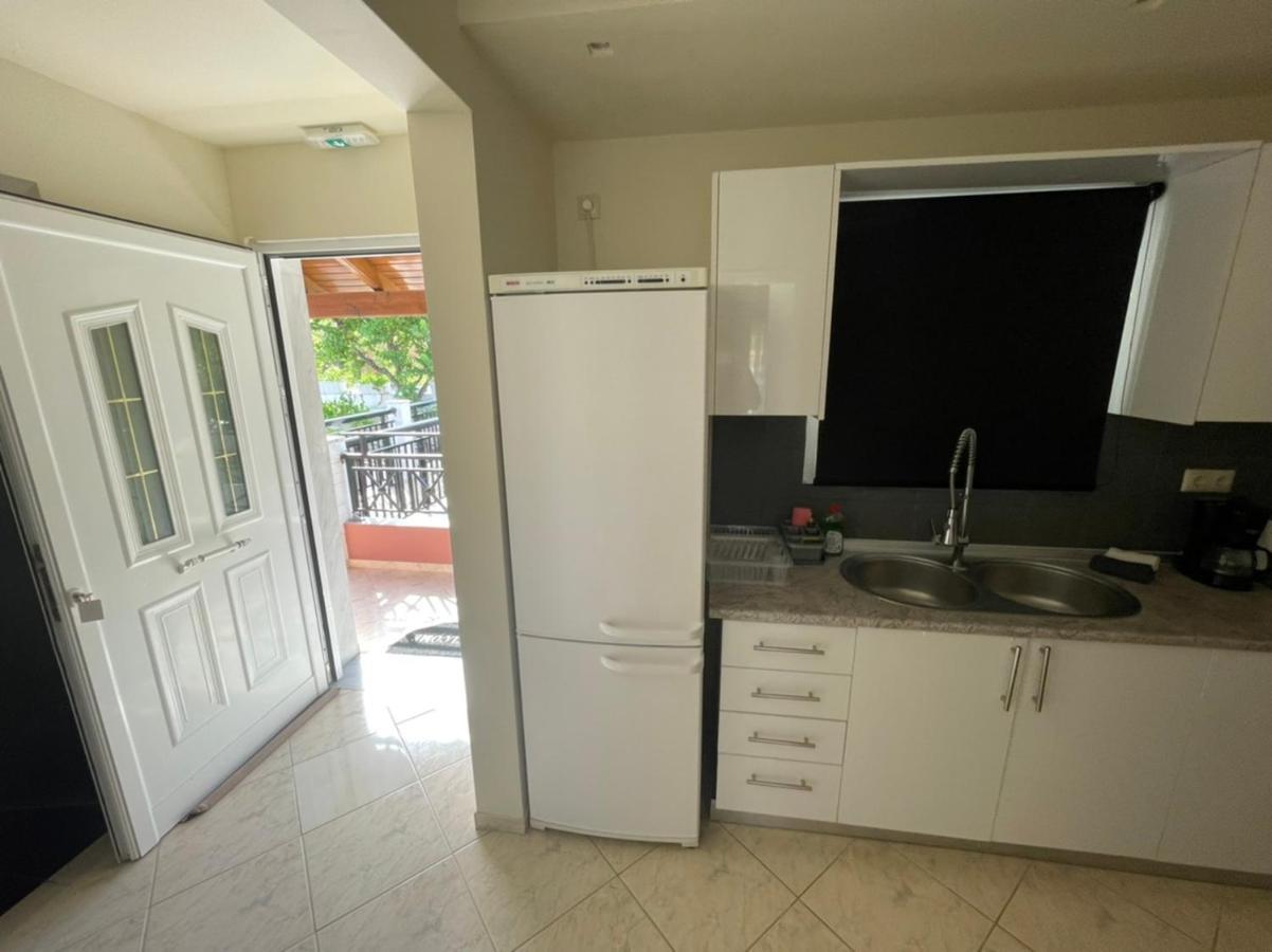 Apartmán Angelika House 2 Marathiás Exteriér fotografie