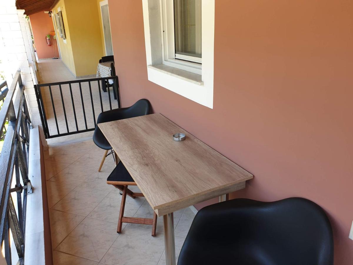 Apartmán Angelika House 2 Marathiás Exteriér fotografie